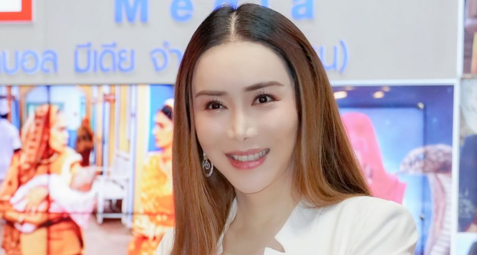 สตรีข้ามเพศพันล้าน แอน จักรพงษ์ หนึ่งเดียวในเอเชีย ติดอันดับคนดังในวงการบันเทิงที่มั่งคั่งที่สุด รวยเป็นอันดับ 3 ของโลก