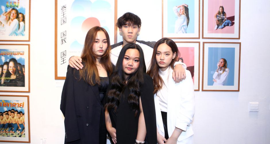 พาไปชมผลงาน 4 ยัง อาร์ตติสท์ เจเนอเรชั่นใหม่ Mathayom Art Exhibition  สะท้อนชีวิตเด็กไทยในรั้วโรงเรียน