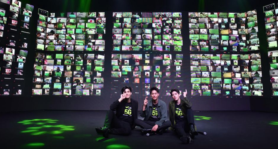 สุดจิ้นฟินเว่อร์!! AIS 5G แท็กทีม บิวกิ้น-พีพี-สกาย  ชวนแฟนคลับสัมผัสประสบการณ์5G VR Live Streaming ครั้งแรกในไทย