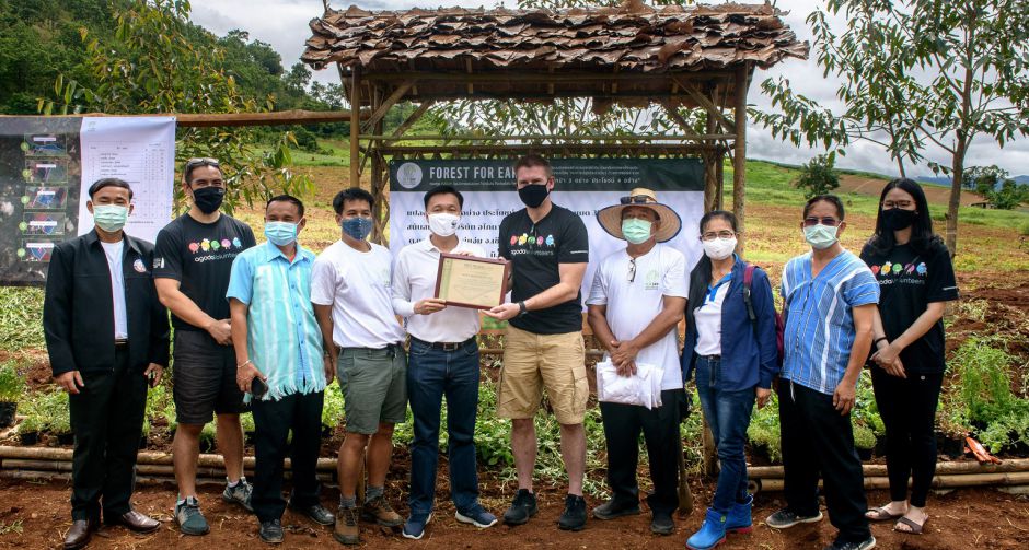 Agoda หัวข้อ อโกด้าผนึกกำลังกับ WWF ปลูกต้นไม้ 6,000 ต้นที่เชียงใหม่