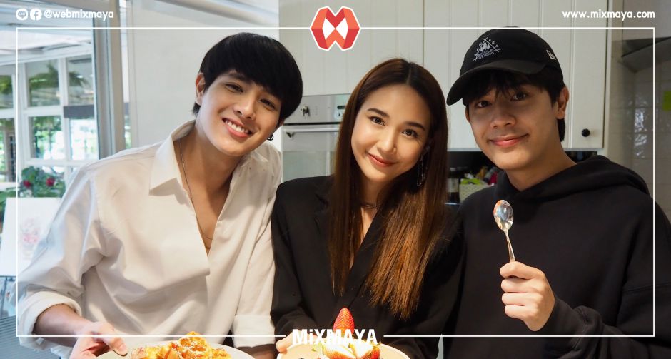 ญดา-ฟลุ๊ค-ต้นน้ำ บุก กรีน เฮ้าส์ บิสโทร โชว์ลีลาทำ วาฟเฟิล เมนูสุดโปรด