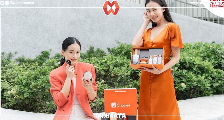 2 เซเลบริตี้คู่ซี้ ร่วมเผยเคล็ดลับความงามสุดเลอค่าสไตล์สาวเกาหลี "Sulwhasoo" และ "Jung SaemMool"