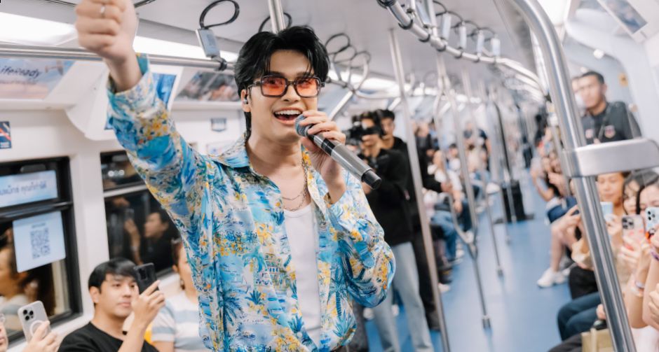 SkyTrain Music Fest สร้างไวรัล ติดเทรนด์ Social Media คอนเสิร์ตในรถไฟฟ้า BTS แฟนๆของ 7 ศิลปินแฮปปี้..ฟินทุกโมเมนต์