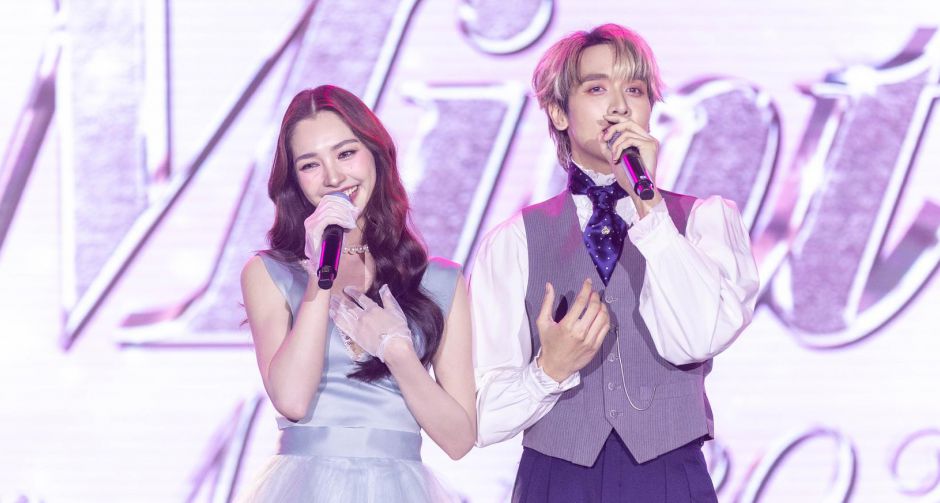 ฮ็อบทั้งฮอลล์! กองทัพ พีค - มิ้นท์ จัดเต็มแฟนมีตติ้งครั้งแรก เสิร์ฟโมเมนต์หวาน ในงาน PEAKMINT FAN MEET 2025