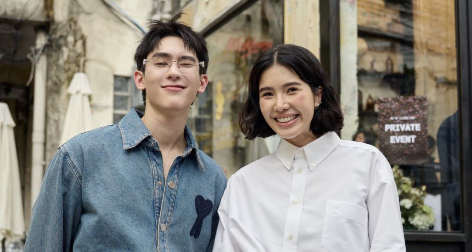 สองอินฟลูสายแฟ บุ๊ค กษิดิ์เดช และ พราว โอลีฟส์ สัมผัสเสน่ห์ BEANS Coffee Roaster คาเฟ่สุดเท่บนถนนทรงวาด