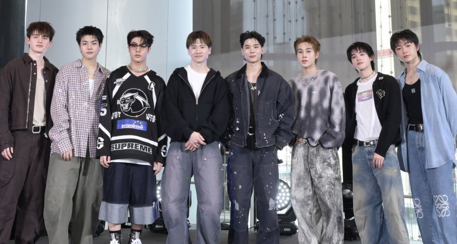 6 หนุ่ม แซม เลออน พาย พี ติวเตอร์ เบ็น  MCHOICE TRAINEE แฮปปี้สุด ได้ หนุ่ม ปอร์เช่-ศิวกร รับหน้าที่ PRODUCER 