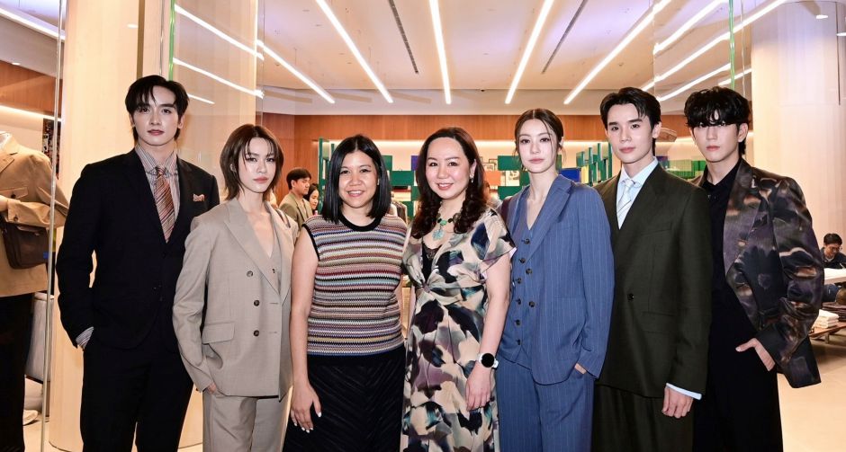 กองทัพ พีค แท็กทีม จิมมี่ - ซี - น้ำตาล - เอมี่ ร่วมฉลองเปิดช็อป Paul Smith แฟล็กชิพสโตร์แห่งใหม่