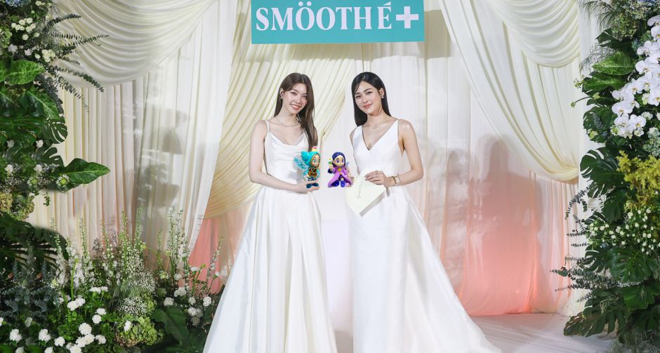 หลิง-ออม ปลื้มเจ้าความรักสุดทุ่มประมูลของรักมากกว่า 1 ล้าน ในงานสมูทอี กาล่าดินเนอร์หรู