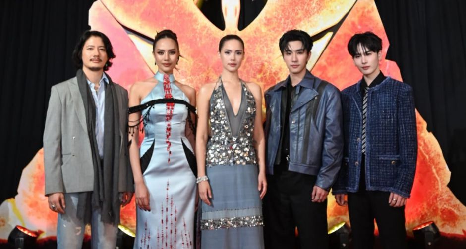 ญาญ่า-โอปอล-เป้-เพิร์ธ-แซนต้า ร่วมพรมแดง Thailand Gala Premiere Avatar: Fire and Ash อวตาร: อัคนีและธุลีดิน