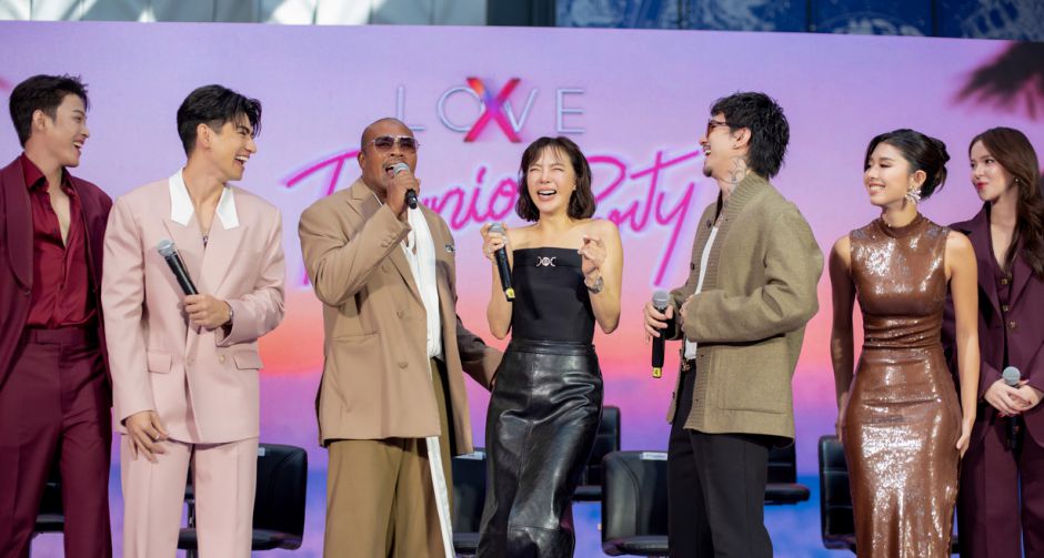 WeTV เล่นใหญ่! จัดงานเอ็กซ์คลูซีฟปาร์ตี้  LOVE(X) REUNION PARTY กลางห้างดัง รวมตัว คริส หอวัง - รัศมีแข - ธามไท