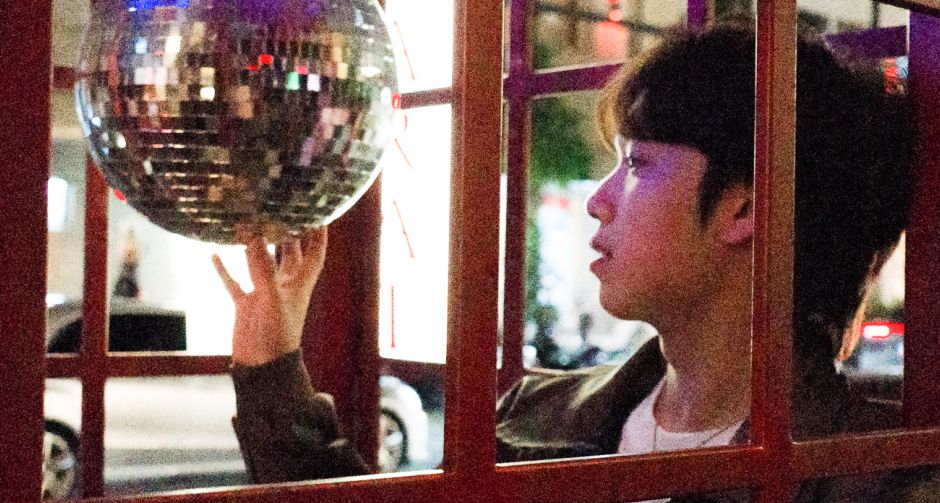 หัวใจบอกให้มูฟออนแต่ร่างกายกลับ... ไม่เป็นตัวเอง ซิงเกิลเดบิวต์เต็มตัวจาก THREETIME