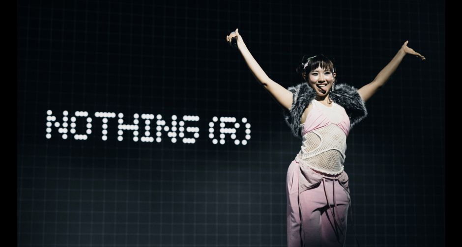 Nothing Thailand เสิร์ฟซีนใหญ่ ตั้งตัวแล้ว พร้อมขอ MILLI ตกหลุมรักเต็ม ๆ หลังสบตาในงานเปิดตัว Phone (4a) Series