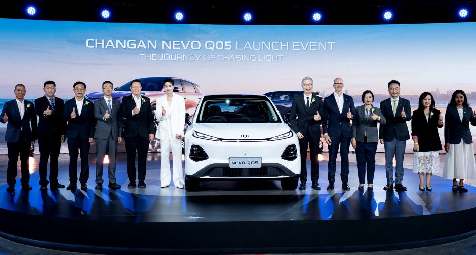 บิวกิ้น ฟีเวอร์สนั่นฮอลล์! นั่งแท่น Brand Presenter คนแรกของไทยให้ ฉางอาน นีโว่ (CHANGAN NEVO) เปิดตัว SUV ไฟฟ้าอัจฉริยะ