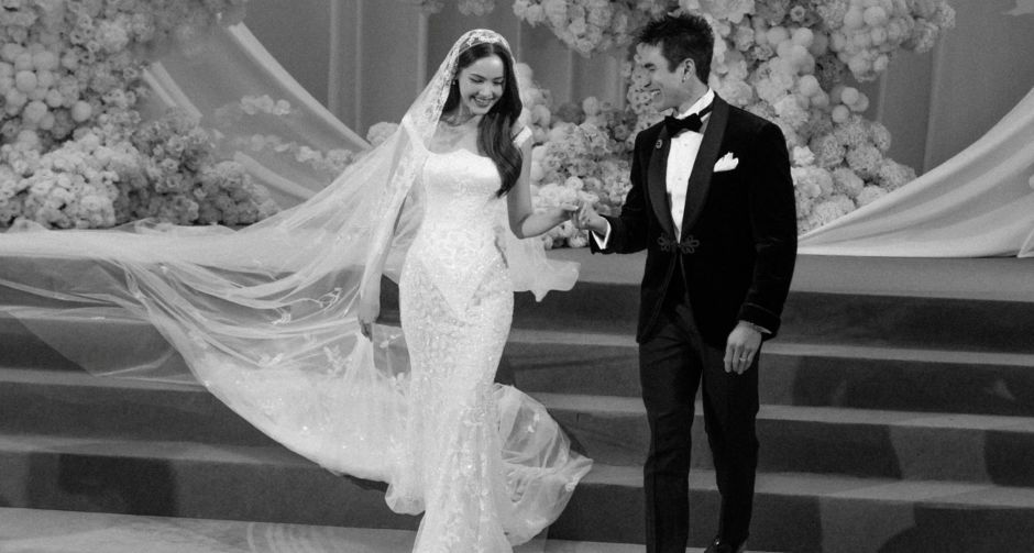 โมเมนท์แห่งปี! ญาญ่า-ณเดชน์ ฉลองมงคลสมรส ณ โรงแรมดุสิตธานี อย่างอบอุ่น