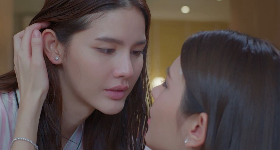 กานต์ ณัฐชา ปลื้มฟีดแบ็ก Girls Love เรื่องแรก Third Person ถ้อยรักคำลวง  เสิร์ฟ Kiss Scene ทำเจ้าตัวดูเองยังเขิน