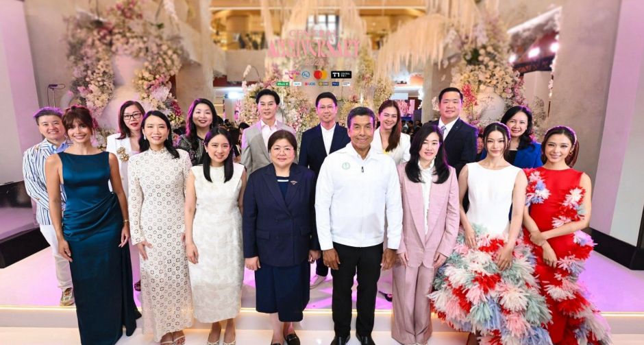 ห้างเซ็นทรัลฉลอง 79 ปีอย่างยิ่งใหญ่! CENTRAL ANNIVERSARY 2026 - WHERE WONDERS BLOOM พร้อมแท็กทีมน้ำตาล-ฟิล์ม และ บิวกิ้น