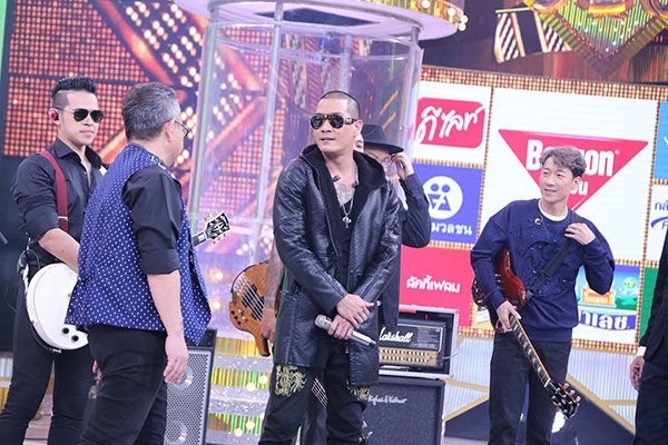 "วงแคลช" กลับมารวมเต็มวง บุก "กิ๊กดู๋ สงครามเพลงเงาเสียง"