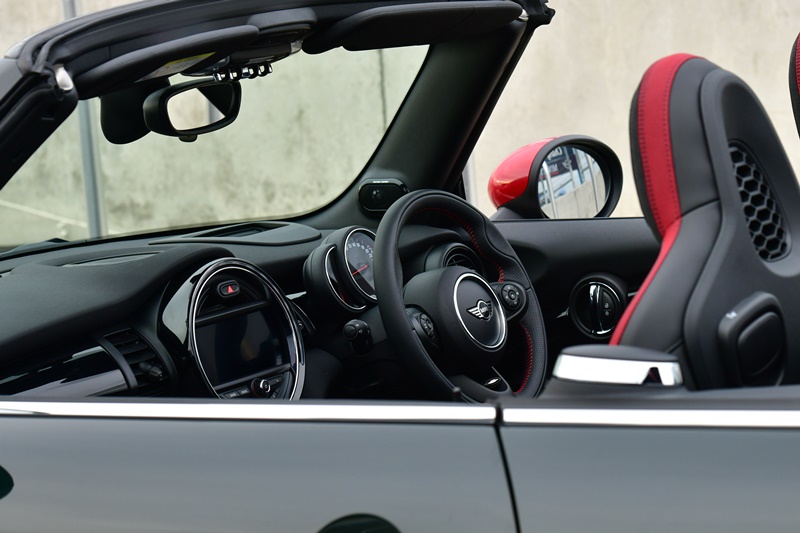 MINI JCW Convertible 2018