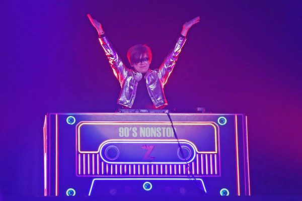 "90s NONSTOP CONCERT" ระเบิดกำแพงค่ายเพลง แฟนเพลงยุค 90