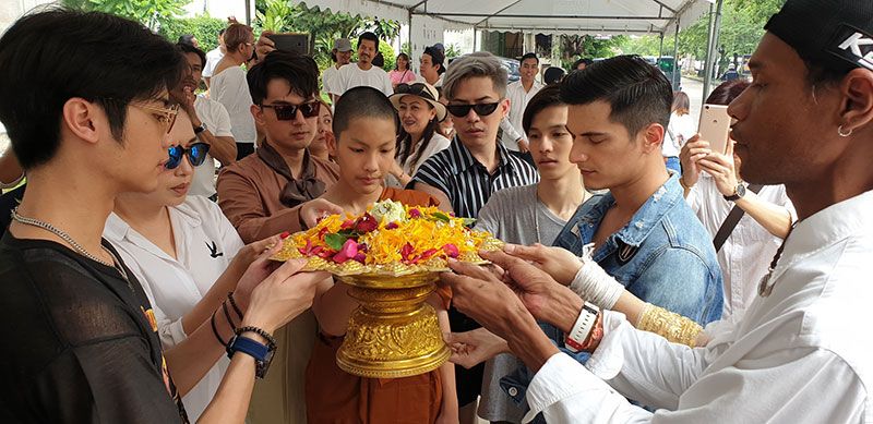 "ไฟว์สตาร์" บวงสรวงภาพยนตร์ "พี่นาค"