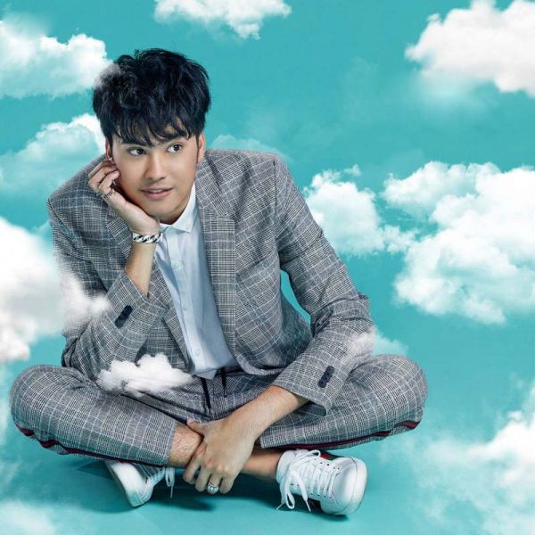"นนท์ ธนนท์" แชร์ 10 เพลงในใจ ผ่านคลื่น Goodtime 98.5 FM