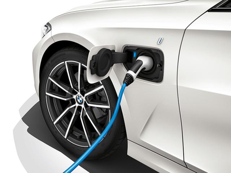 BMW 330e 2019 ใหม่ เตรียมเปิดตัวปีหน้า