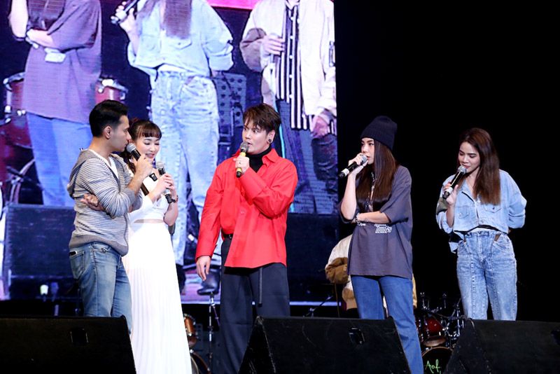 นิว-จิ๋ว, บอย, อ๊อฟ จัดเต็ม โชว์ "ไลค์ แอนด์ แชร์ คอนเสิร์ต"