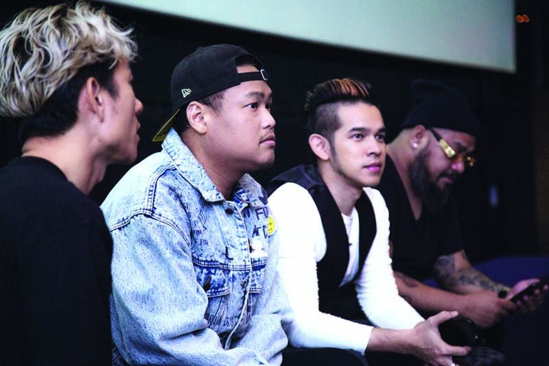 "แคลช" จัดให้แฟนเพลง ฟังเพลง-ชมหนังสั้น ก่อนใคร