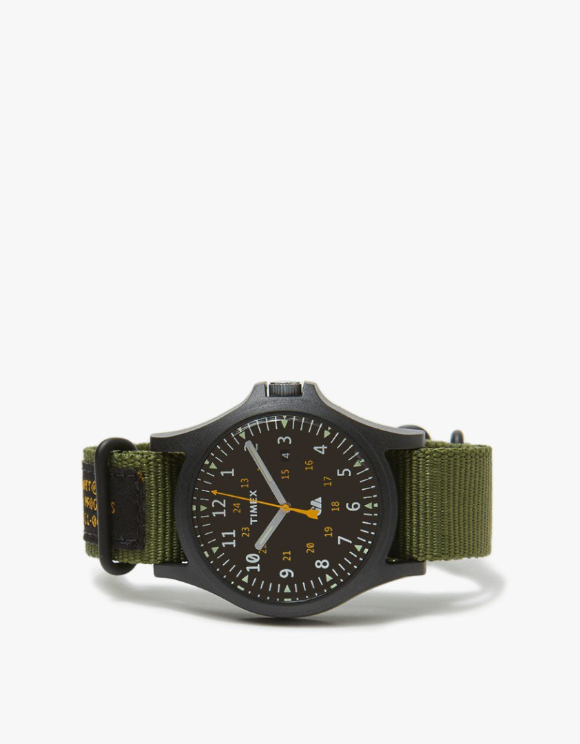 Timex x Carhartt WIP นาฬิกาสายผ้าราคาสบายกระเป๋า