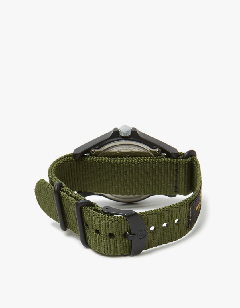 Timex x Carhartt WIP นาฬิกาสายผ้าราคาสบายกระเป๋า